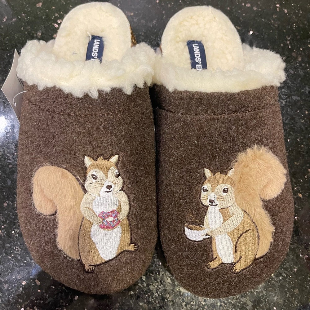 Land’s End Squirrels Brown Slippers - NWT